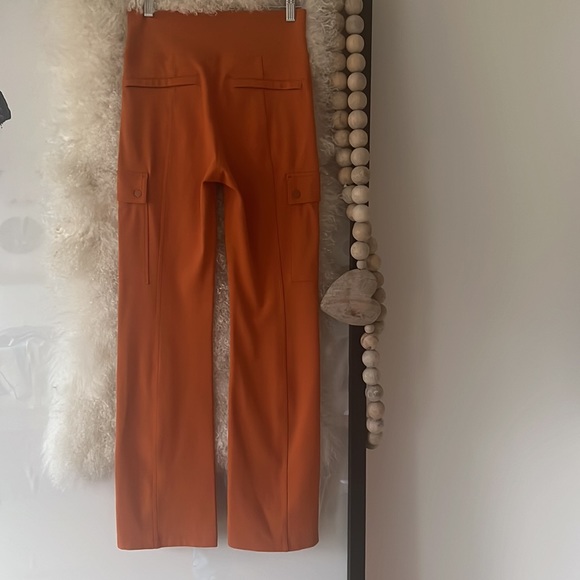 Athleta Delancey Straight Cargo Pant, XXS, 2022 Fall Edition - Picture 3 of 10